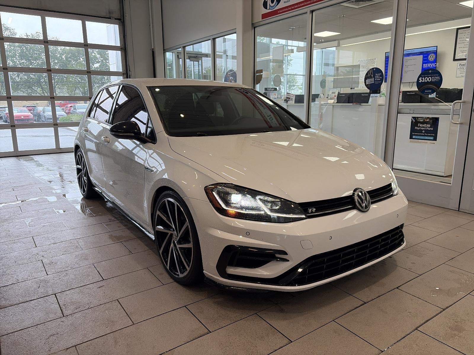 2018 Volkswagen Golf R 2.0T DSG w/DCC/Nav