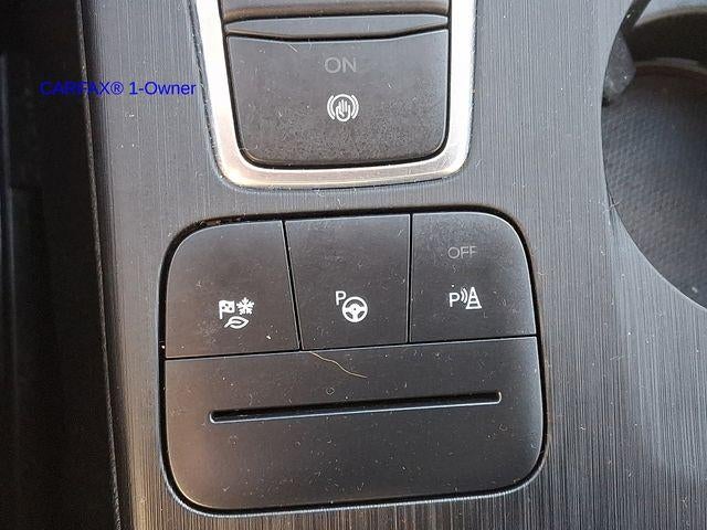 2020 Ford Escape Titanium Hybrid AWD