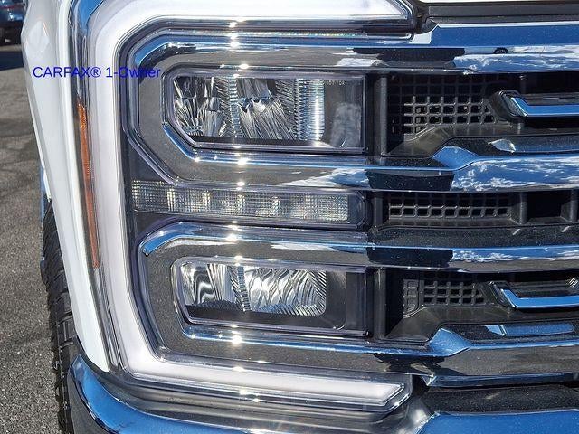 2023 Ford Super Duty F-250 SRW LARIAT 4WD Crew Cab 6.75' Box