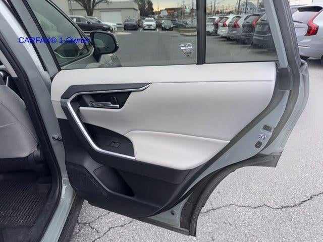 2019 Toyota RAV4 Hybrid XLE AWD (Natl)