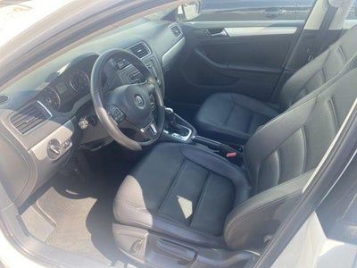 2014 Volkswagen Jetta 4dr Auto SE PZEV Sedan
