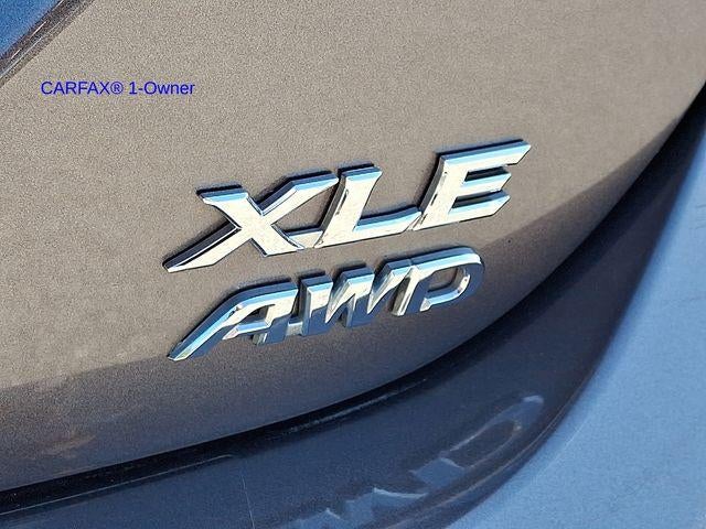 2024 Toyota Camry XLE Auto AWD (Natl)