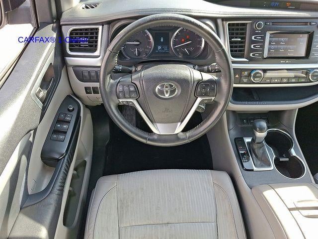 2015 Toyota Highlander AWD 4dr V6 LE (SE)