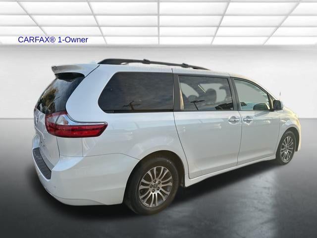 2019 Toyota Sienna XLE Premium FWD 8-Passenger (Natl)