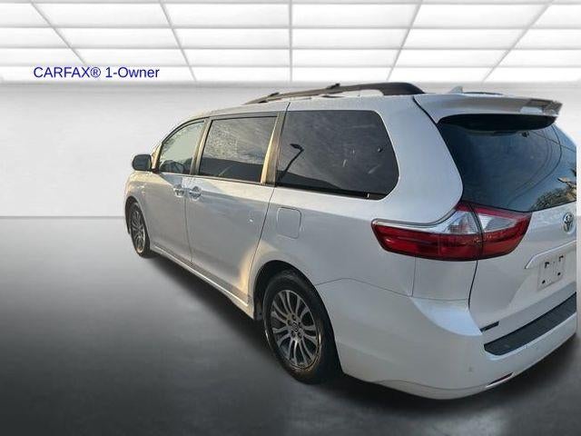 2019 Toyota Sienna XLE Premium FWD 8-Passenger (Natl)