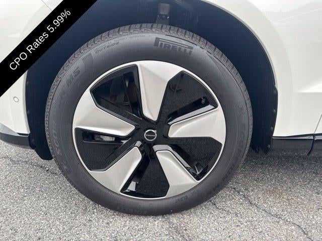 2026 Volvo EX90 Twin Motor Plus 6-Seater