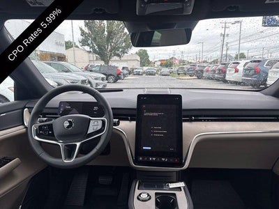 2026 Volvo EX90 Twin Motor Plus 6-Seater