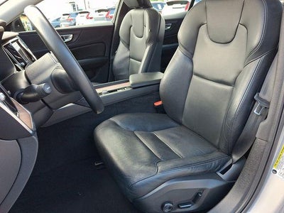 2021 Volvo S60 T5 AWD Momentum