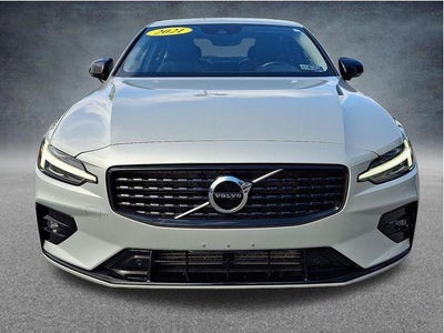 2021 Volvo S60 T5 AWD Momentum