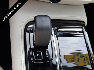 2025 Volvo S60 Plug-In Hybrid T8 AWD Plus