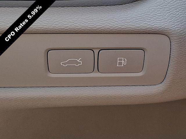 2025 Volvo S60 Plug-In Hybrid T8 AWD Plus