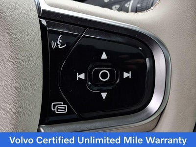 2023 Volvo S60 Recharge Plug-In Hybrid T8 eAWD PHEV Plus Dark Theme