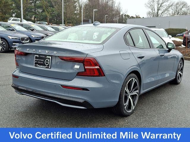2023 Volvo S60 Recharge Plug-In Hybrid T8 eAWD PHEV Plus Dark Theme