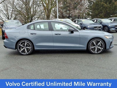 2023 Volvo S60 Recharge Plug-In Hybrid T8 eAWD PHEV Plus Dark Theme