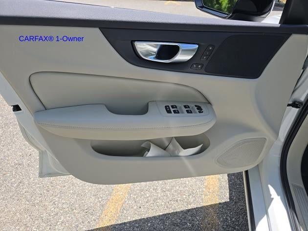 2025 Volvo S60 B5 AWD Plus