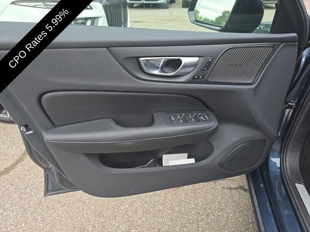 2025 Volvo S60 B5 AWD Plus