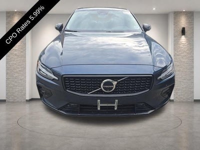 2025 Volvo S60 B5 AWD Plus