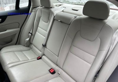 2023 Volvo S60 B5 AWD Ultimate Bright Theme