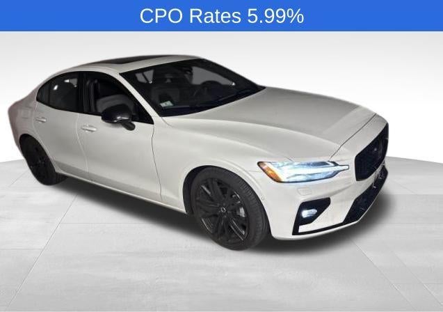 2024 Volvo S60 B5 AWD Plus Black Edition