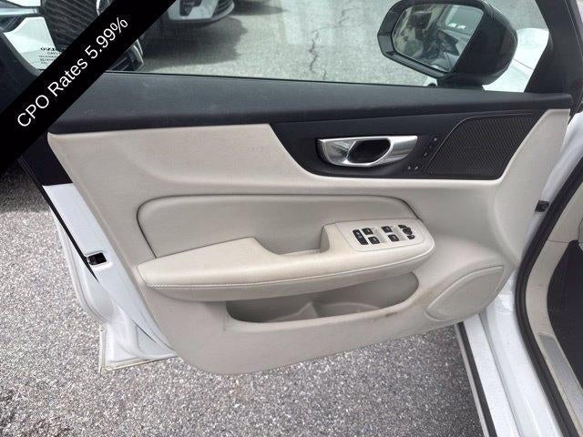 2024 Volvo S60 B5 AWD Ultimate Dark Theme