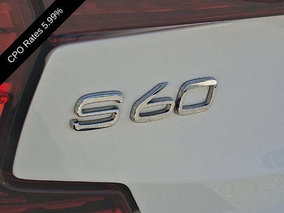 2024 Volvo S60 B5 AWD Ultimate Dark Theme