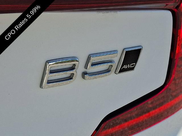 2024 Volvo S60 B5 AWD Ultimate Dark Theme