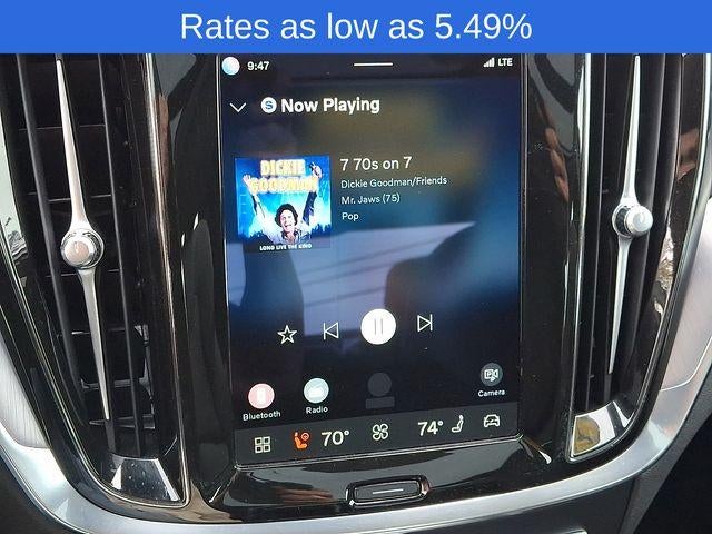 2023 Volvo S60 B5 AWD Core Dark Theme