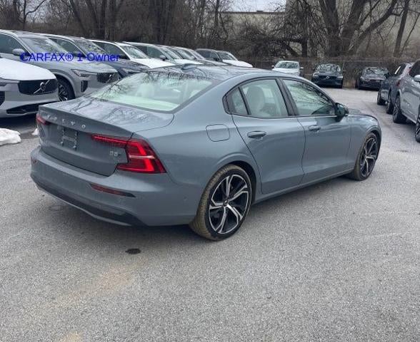 2023 Volvo S60 B5 AWD Plus Dark Theme