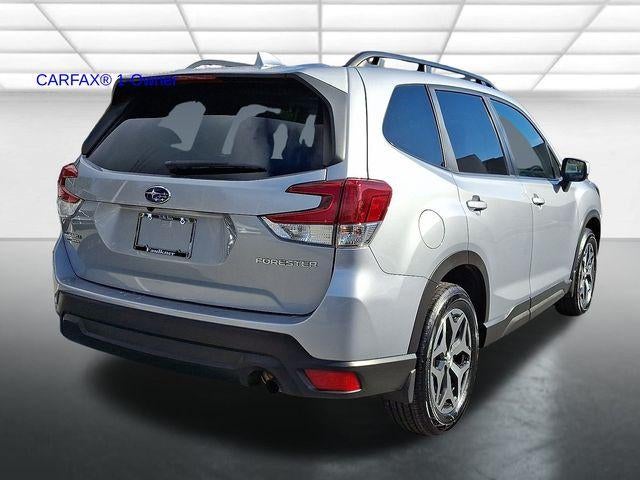 2023 Subaru Forester Premium CVT