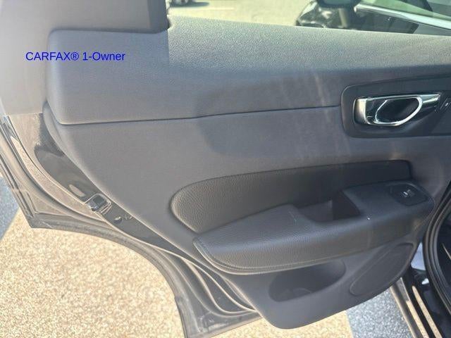 2018 Volvo XC60 T5 AWD Momentum