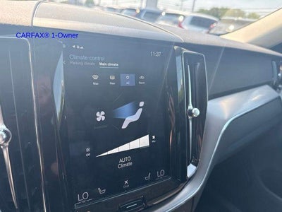2018 Volvo XC60 T5 AWD Momentum