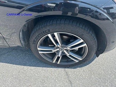 2018 Volvo XC60 T5 AWD Momentum