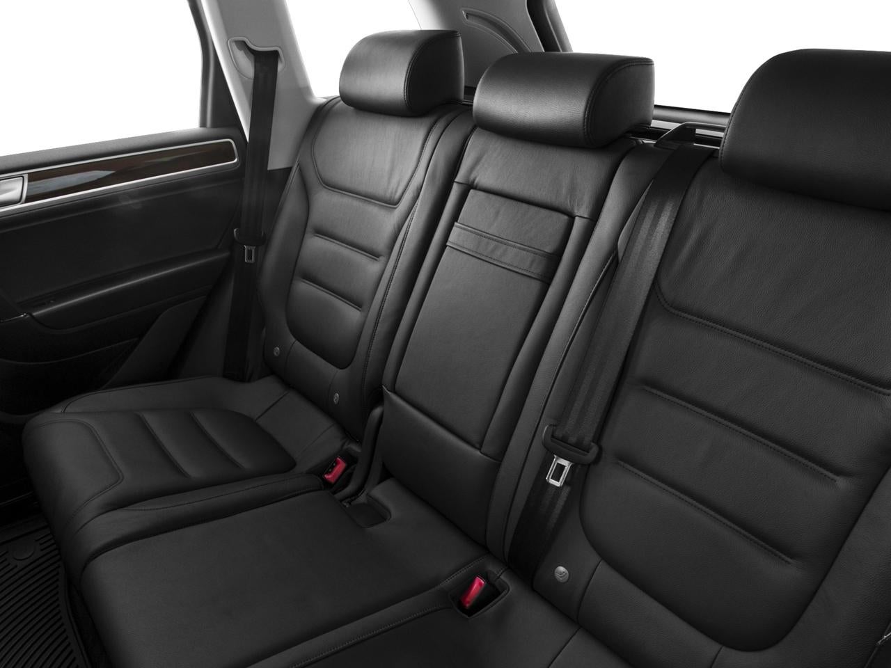 2016 Volkswagen Touareg 4dr TDI Sport w/Technology