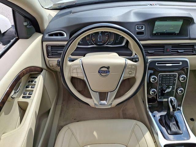 2015 Volvo S80 2015.5 4dr Sdn T6 AWD