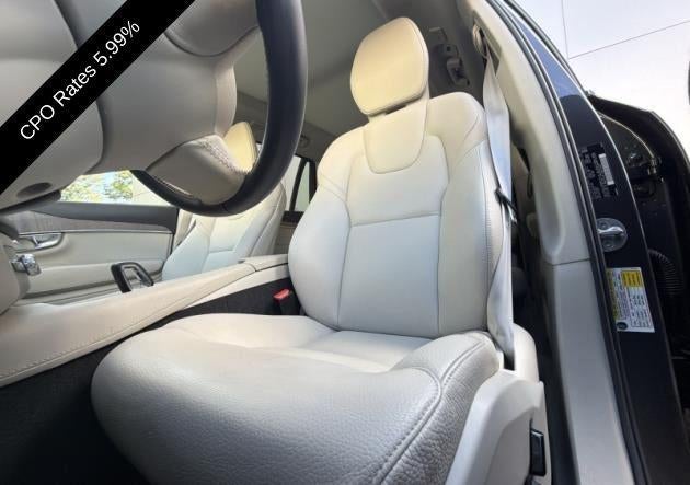 2024 Volvo XC90 B6 AWD Plus Bright Theme 6P