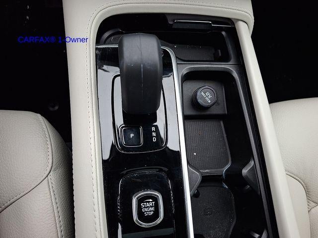 2024 Volvo XC90 B6 AWD Plus Bright Theme 7P