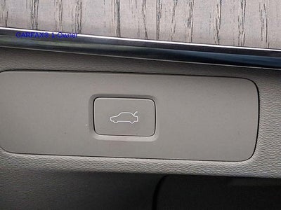 2024 Volvo XC90 B6 AWD Plus Bright Theme 7P