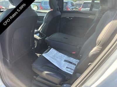 2026 Volvo XC90 B6 AWD Ultra Dark Theme 7-Seater