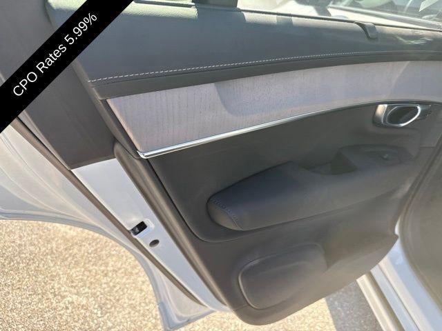 2026 Volvo XC90 B6 AWD Ultra Dark Theme 7-Seater