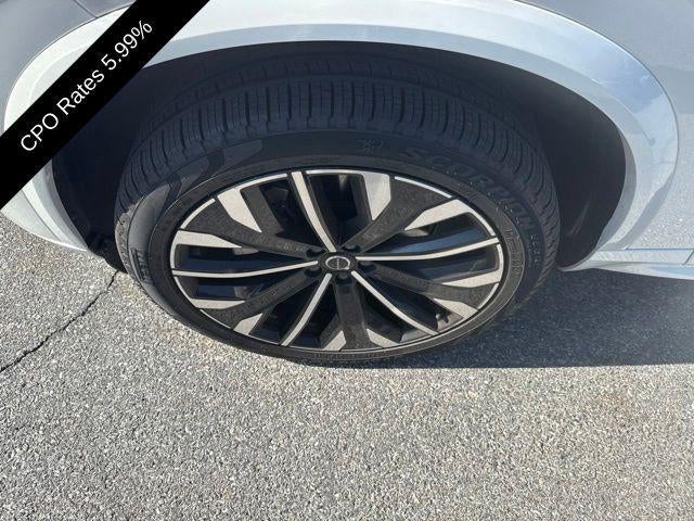 2026 Volvo XC90 B6 AWD Ultra Dark Theme 7-Seater