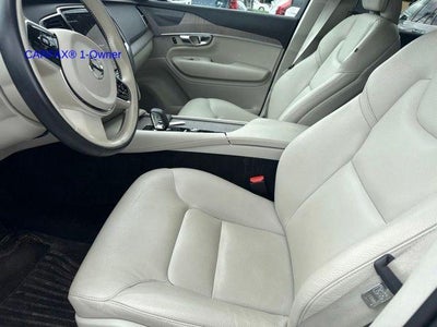 2023 Volvo XC90 B6 AWD Plus 7P