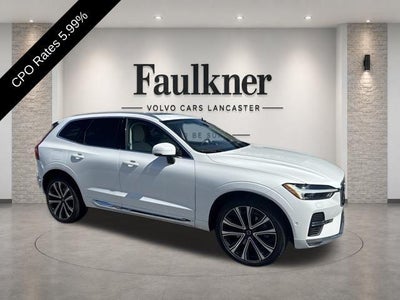 2023 Volvo XC60 B6 AWD Ultimate Bright Theme