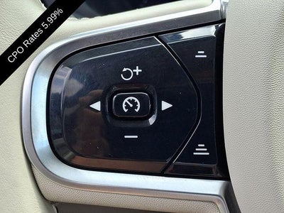 2023 Volvo XC60 B6 AWD Ultimate Bright Theme