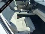 2023 Volvo XC60 B6 AWD Ultimate Bright Theme