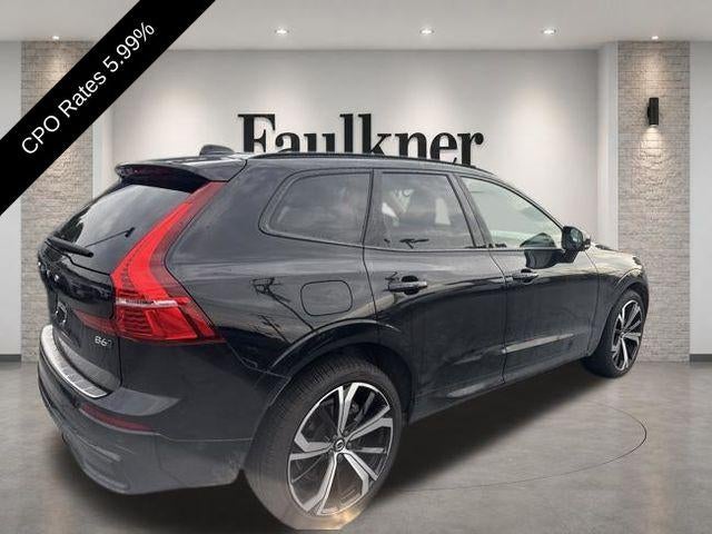 2023 Volvo XC60 B6 AWD Ultimate Dark Theme