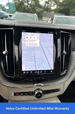 2023 Volvo XC60 B6 AWD Ultimate Dark Theme