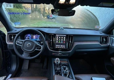 2023 Volvo XC60 B6 AWD Ultimate Dark Theme