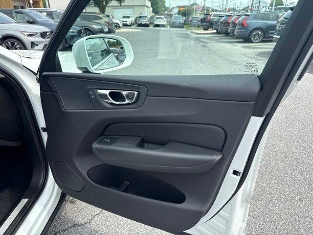 2021 Volvo XC60 T5 AWD Momentum