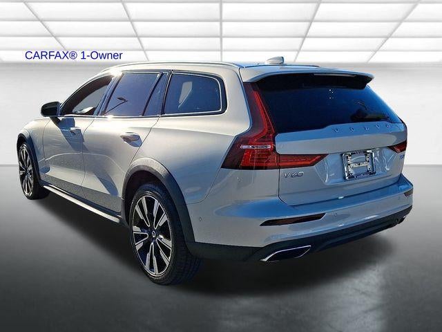 2022 Volvo V60 Cross Country T5 AWD
