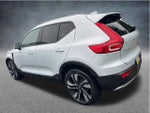 2020 Volvo XC40 T5 AWD Momentum